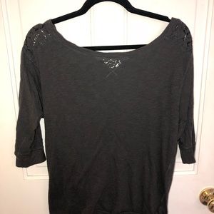 American Eagle Grey Quarter Sleeve!!!❤️❤️❤️❤️